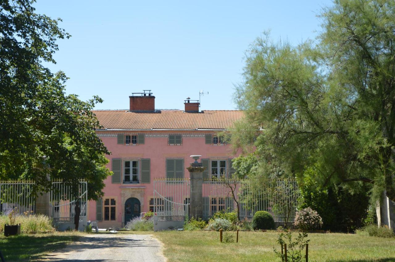 Bed and Breakfast Domaine De Chalaniat La Sauvetat  Экстерьер фото